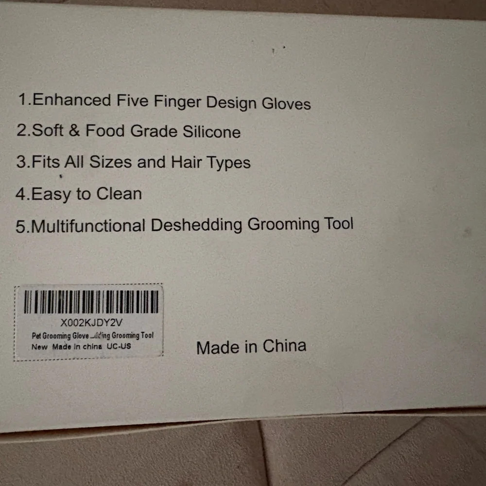 Nomoypet Deshedding Brush and Glove Set